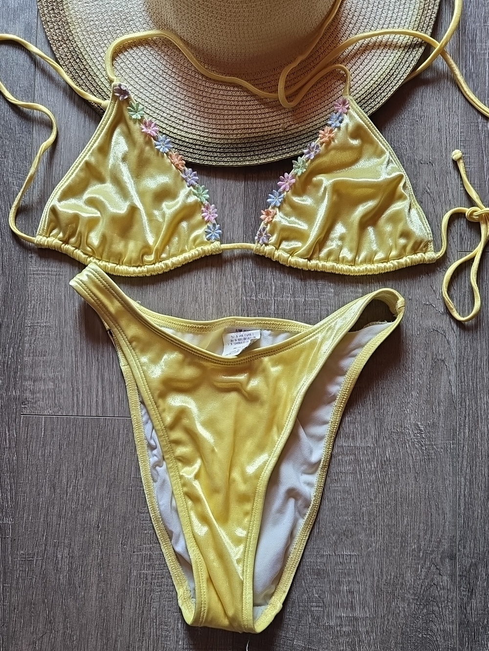 Tango Rose Yellow Daisy Trim Triangle Bikini Set. MED